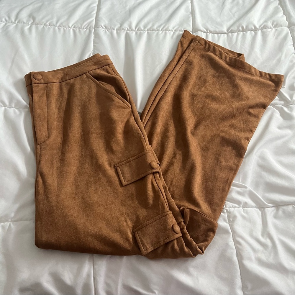 NWT MI AMI cargo faux suede pants